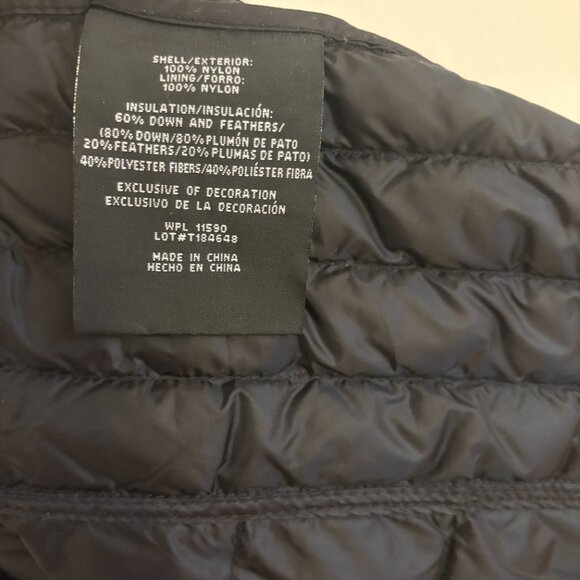 Flattering Fitted Black Puffer Jacket Lightweight Hooded Insulated Size S - Picture 13 of 13